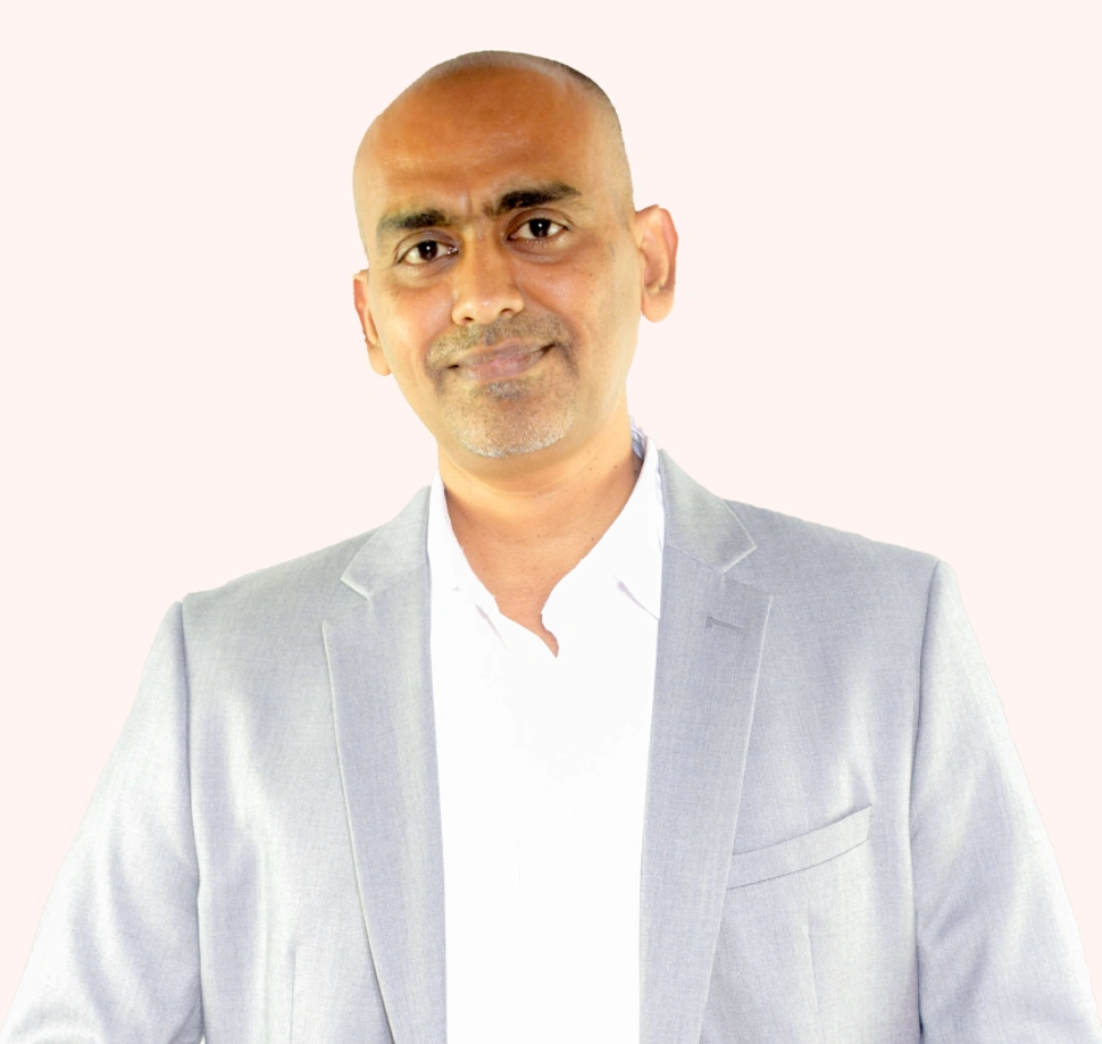 <strong>Hiren </strong>Parmar 